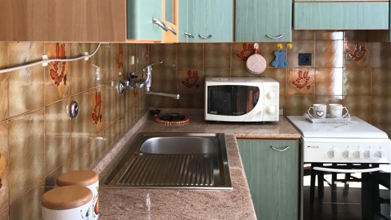 Casa Vacanze Zarinu Orgosolo Exterior foto