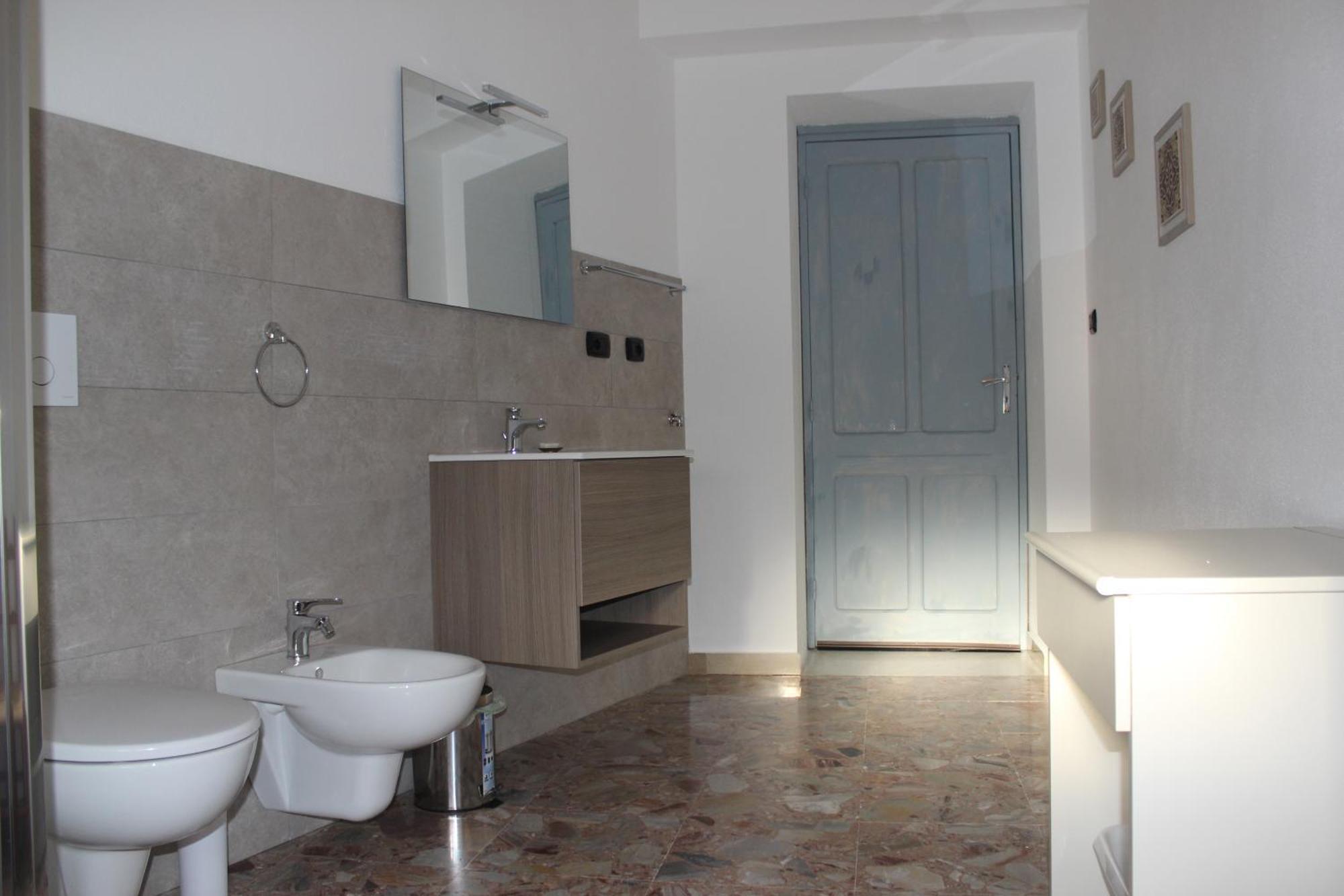 Casa Vacanze Zarinu Orgosolo Exterior foto